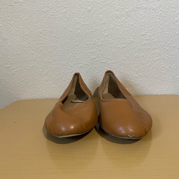 Torrid Women’s Ballet Flats Comfort Shoes Camel Faux Leather Slip Ons Size 8 - Picture 4 of 7